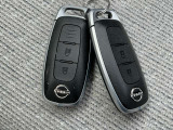 インテリジェントキー★このキーが車内にあればエンジンプッシュスタートボタンを押すとエンジン始動可能です!!
