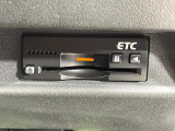 【ETC】高速道路の料金所をストレスなく通過!話題のスポットやサービスエリアに多い「スマートIC」利用時は必須のアイテムです。当店でセットアップを実施、ご納車当日からすぐにご利用いただけます!