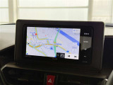 【ナビ画面】主に地図を表示し、目的地へのルート案内や渋滞情報などを表示するために使われます。