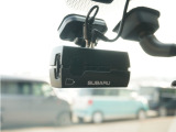 ◆ドライブレコーダー◆映像・音声などを記録する自動車用の装置です。 もしもの事故の際の記録はもちろん、旅行の際の思い出としてドライブの映像を楽しむことができます。