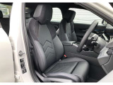 多くのかたがドイツ車に求められるのがしっかり造り込まれたシート。長距離移動時の疲労軽減はもちろん、しっかり運転姿勢をキープできる形状など、ぜひオーナーとなって体感してください。