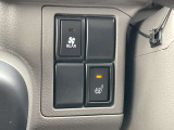 【ここがポイント!】運転席には寒い冬にはうれしいシートヒーターが装備されております。