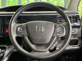 【純正革巻きステアリング】上質な革を使用することで、手にしっかり馴染みとても運転しやすいハンドルです♪