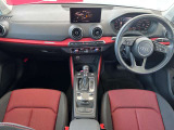 Q2 1.0 TFSI スポーツ 