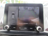 【アラウンドビューモニター】ー空から見下ろしているかのような映像で駐車をアシスト!これでバック駐車も安心ですね♪♪