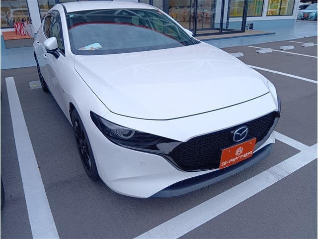 MAZDA3ファストバック 2.0 20S 100周年特別記念車 1オーナー 専用赤レザーシート BOS...