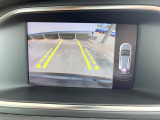 【パークアシスト・カメラ】駐車時に後方がリアルタイム映像で確認できます。大型商業施設や立体駐車場での駐車時や、夜間のバック時に大活躍!運転スキルに関わらず、今や必須となった装備のひとつです!