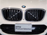 ☆BMWの代名詞とも言える【キドニーグリル】一目見ただけでBMW車であると認識できる確固たるアイコンとして存在感を放ちます☆