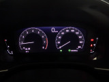 ★10.2インチデジタルグラフィックメーター★メーター左側にオーディオ系、右側にHonda SENSINGやナビなど運転系の表示を集約。ステアリングスイッチの位置と連携させることで直感的な操作感をサポ