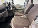 【車内ルームクリーニング済】専門スタッフにより車内はきれいにルームクリーニングを行っております。