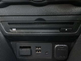 CD DVDプレーヤースロット部