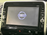 【純正9型ナビ】人気の純正ナビを装備しております。ナビの使いやすさはもちろん、オーディオ機能も充実!キャンプや旅行はもちろん、通勤や買い物など普段のドライブも楽しくなるはず♪