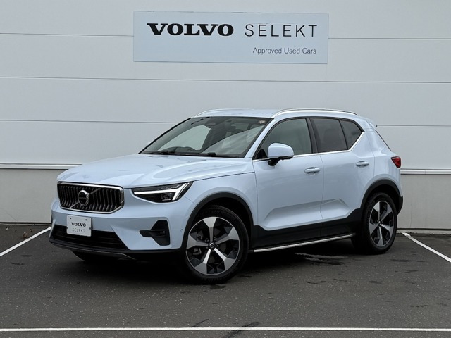 XC40ウルトラ B4 AWD 4WD