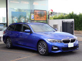 BMW在庫保有台数常時100台以上!ご来店の際はBMW本店(厚木市下荻野140-1)にご来店ください!弊社自慢の全天候型ショールーム!BMW在庫保有台数常時100台以上ございます!