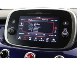 Bluetooth対応でスマートフォンから音楽や電話をかけることができます