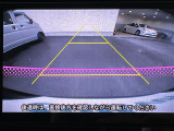 【バックモニター】後ろのカメラの映像をモニターに映し出すことができます!後方の見えない死角や、障害物との距離感をしっかり確認することができます!駐車が苦手な方におすすめです。