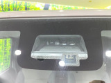 【スズキ セーフティサポート】走行中に前方の車両等を認識し、衝突しそうな時は警報とブレーキで衝突回避と被害軽減をアシスト。より安全にドライブをお楽しみいただけます。