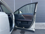 ぜひ厳選したドイツプレミアムブランドのお車を、見て・触って・比べてください!