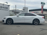 ご納車前に100項目に及ぶ点検整備プラス、全国正規ディーラー対応の1年間・走行距離無制限の認定中古車保証付き! ※一部該当しない車両もございます