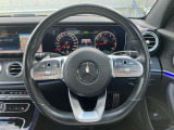 握りやすいハンドルの形状をしておりますので、お客様の運転をサポートしてくれます!