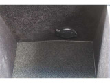 【アクセサリーソケット】12Vのカー用品等の電源供給が可能です。