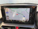 純正ナビで、初めての道や遠出でも安心、もちろんCDプレーヤー搭載なので、好きな音楽を聴きながら楽しいドライブを♪