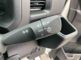 3.「認定中古車カルテ」は、走行距離や修復歴に加えてキズ・凹みの有無・状態や消耗品の交換、過去の整備状況がわかります。