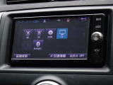CD・DVD(再生機能)・ブルートゥース等を使用することができます。