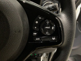 【アダプティブ・クルーズ・コントロール】予め設定した車速内でクルマが自動的に加減速。 前走車との適切な車間距離を維持しながら追従走行し、高速道路でのドライバーの疲労を軽減してくれる嬉しい機能付♪