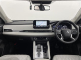 アウトランダー PHEV 2.4 P 4WD 本革シート