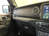 ぜひ厳選したドイツプレミアムブランドのお車を、見て・触って・比べてください!