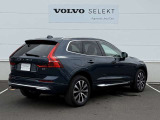 ◆バック/万が一を考え、安全性を重視する方に選ばれているVOLVO車。ドアを開閉するとその重み・厚みに驚くはず