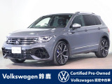 Volkswagenを知り尽くしたスペシャリストが隅々まで整備●各モデルの情報がインプットされた専用テスターで過去の細かな不具合を確認。モデルごとや部位ごとに専用スペシャルツールを用いて整備します。