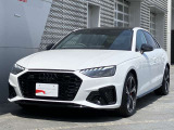 A4 Sライン コンペティション プラス 4WD 