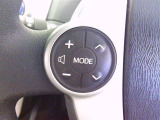 ステアリングスイッチ付!運転中も目線を動かす事無く音量等の操作可能!