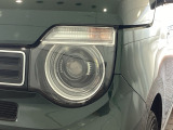 LEDヘッドライトは、点灯の瞬間から最大光量を発揮し、突然暗くなるトンネルなどでの安定感を高めます。
