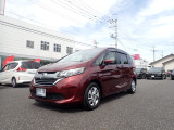 大人気FREEDハイブリッド6人乗り入庫しました。前オーナー様に大切に扱われてきた綺麗な車両です。