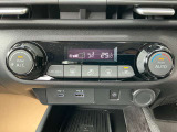 オートエアコンは、温度や風量を自動で調整してくれるため、運転に集中でき、疲労軽減にもつながります。また、車内の温度を一定に保つことで、結露やカビの発生を防ぐ効果もあります。