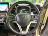 【純正革巻きステアリング】上質な革を使用することで、手にしっかり馴染みとても運転しやすいハンドルです♪