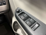 電動格納式ドアミラー!全席パワーウインドウ!運転席にはオート機能付!