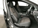 【運転席10Wayパワーシート&ドライビングポジションメモリー機能】運転手にあったシートパターン設定可能です。