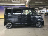 エンジンルーム、室内、クリーニング済みです。厳選したお車を屋内展示場にて展示中☆車両品質には自信がございます!ぜひ一度ご来店ください!!
