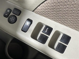 【パワーウインドウ】運転席のスイッチで、各席の窓ガラスの開閉ができます!あると便利ですよね!