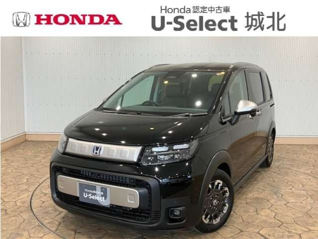 フリード 1.5 e:HEV クロスター