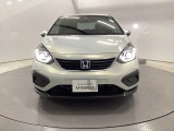 お客様に安全で快適なカーライフをお送りいただくために、中古車にも高いレベルの品質基準を設け、その基準に従って、全ての中古車について納車前整備を実施しています。