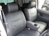 シートは全席クリーニング後、新品の車種専用シートカバーを取付しましたので高級感があります!