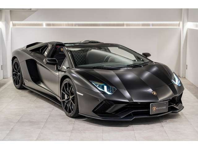 ランボルギーニ アヴェンタドールロードスター S 4WD の中古車