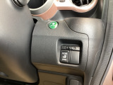 パワースライドドアの開閉はスマートキーのリモコンやドアノブは勿論、運転席側のスイッチ操作でも開閉ができ、安全・簡単です。