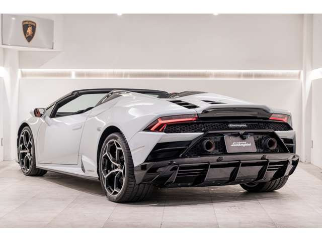 ランボルギーニ ウラカンスパイダー EVO (LDF) 4WD の中古車詳細