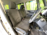 運転席シート廻りは使用感も少なく、良好な状態となっています。丁寧に使われていたことがよくわかりますね。
